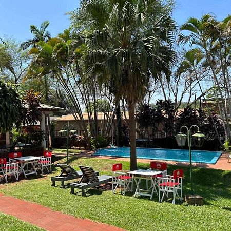 El Guembe Hostel House Puerto Iguazu Exterior photo