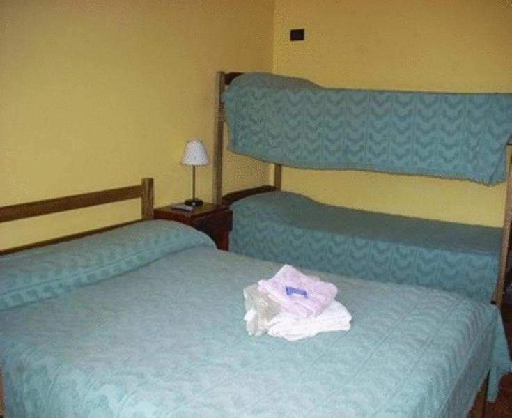 El Guembe Hostel House Puerto Iguazu Room photo